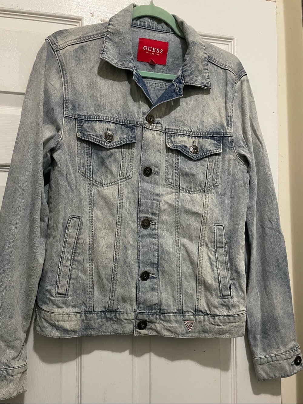 GUESS Men's Light Blue Washed Denim Jacket